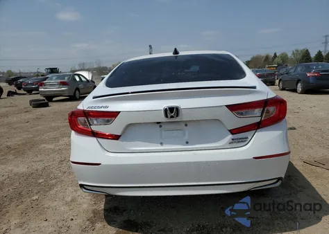 2022 Honda Accord Hybrid Sport из США, поврежденный, VIN 1HGCV3F29NA016497